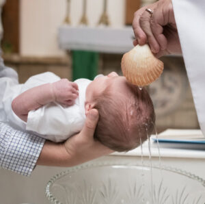 Pour or sprinkle when baptizing