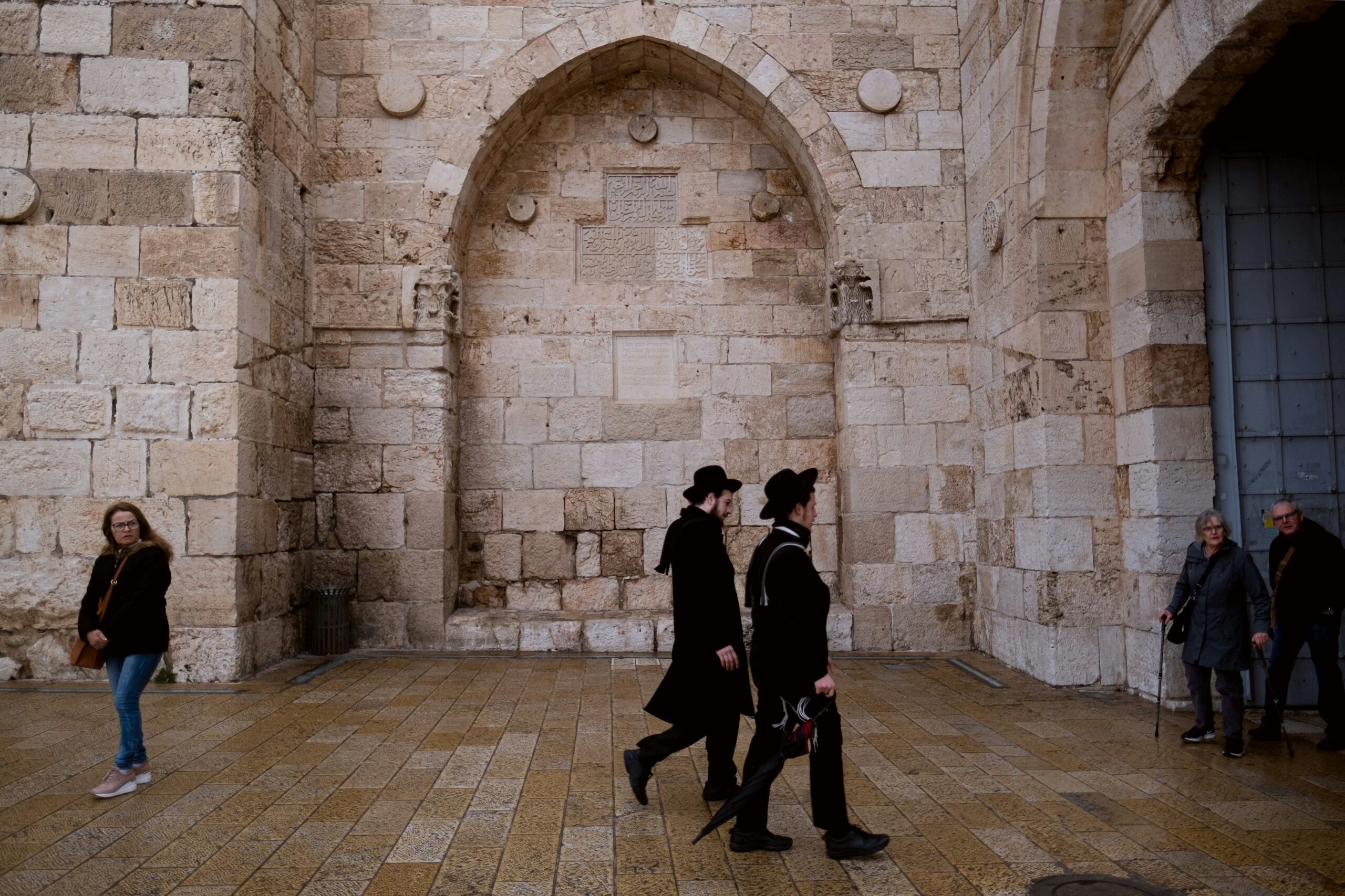 Are the 144,000 Jews who finally accept Jesus?